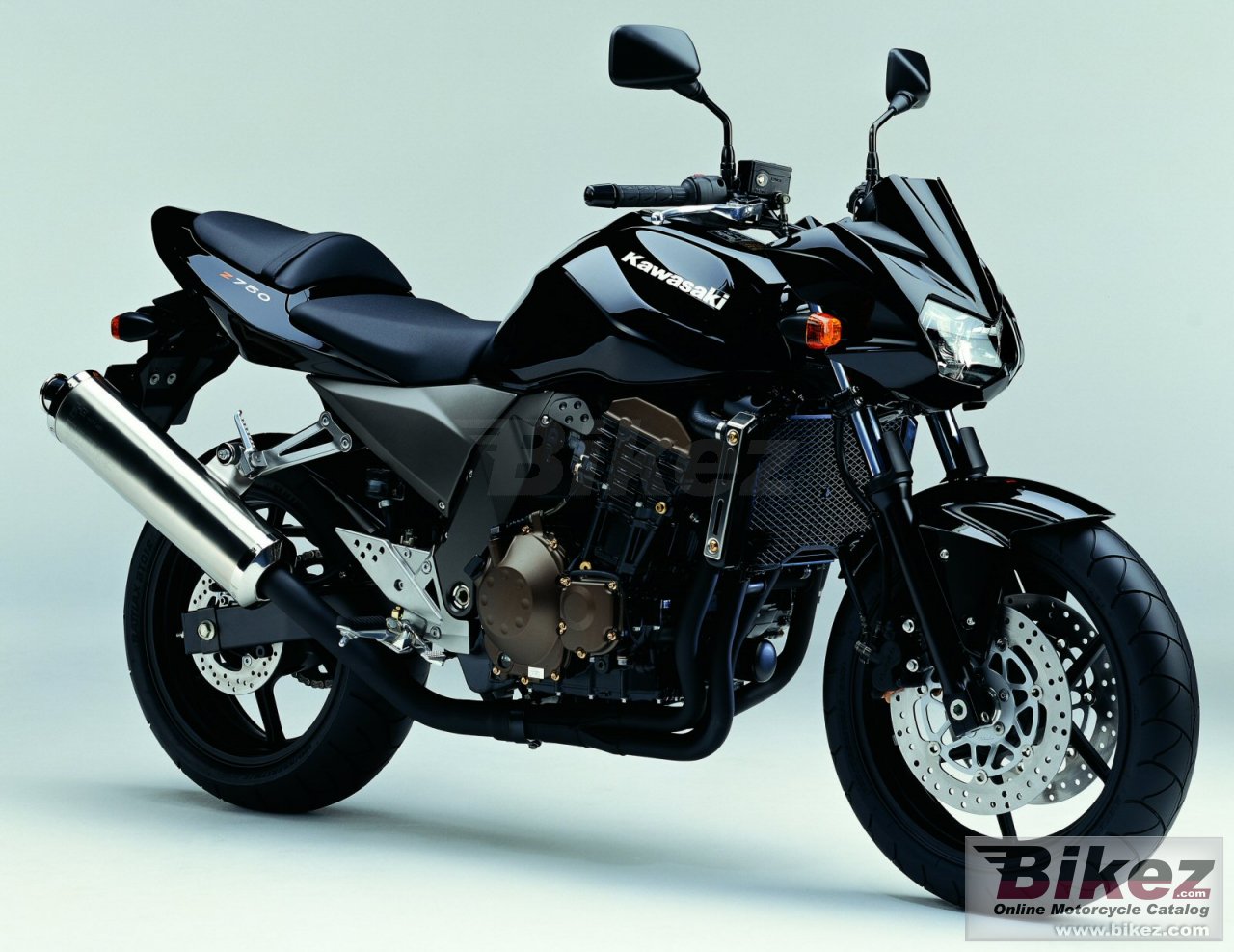 Big Kawasaki z 750 picture and wallpaper from Bikez.com